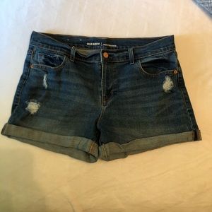 Old Navy Mid-Rise Boyfriend Shorts